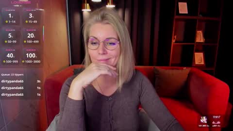 Annie online show from September 26, 6:21 am