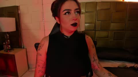 Annika online show from March 5, 12:00 pm