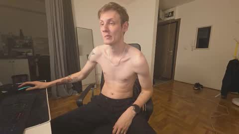    online show from December 17, 3:52 pm