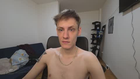    online show from November 18, 1:14 pm