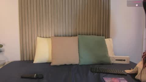 Anny online show from April 23, 10:44 pm