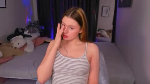 Annie online show from November 30, 9:11 pm