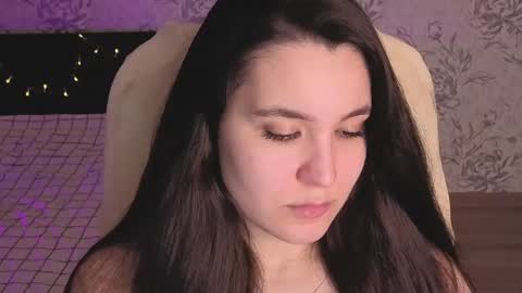 Annie online show from April 16, 9:50 pm