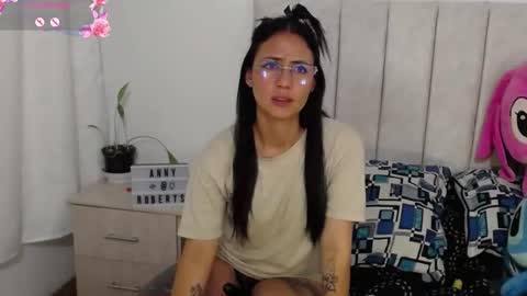 Anny online show from October 18, 11:25 am