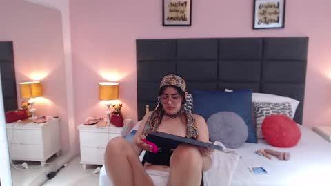 annysmitth online show from December 30, 10:55 pm