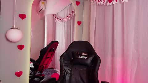 Anny  online show from February 15, 8:46 am