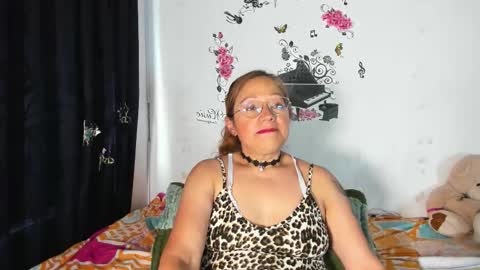 anthonela_mature_ online show from February 6, 5:48 pm
