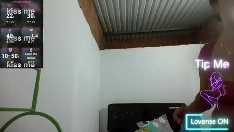 anto_milk online show from April 17, 2:25 am