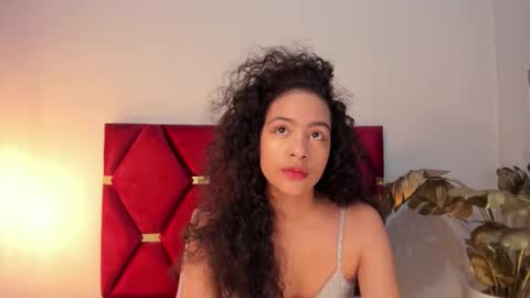 Snapshot of antonellahall_ chatting on October 21, 12:10 pm AntonellaHall  online show from October 21, 12:10 pm