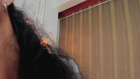 Snapshot of antonellahall_ chatting on February 4, 12:11 pm AntonellaHall  online show from February 4, 12:11 pm