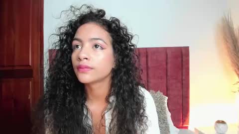 Snapshot of antonellahall_ chatting on September 17, 12:08 pm AntonellaHall  online show from September 17, 12:08 pm