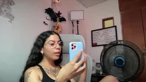 Snapshot of antoniabloom chatting on September 10, 5:47 pm Antonia online show from September 10, 5:47 pm