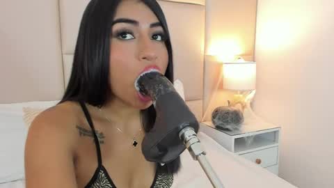 Antonia online show from October 21, 12:54 pm