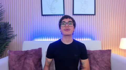 Antonio online show from December 2, 7:01 pm