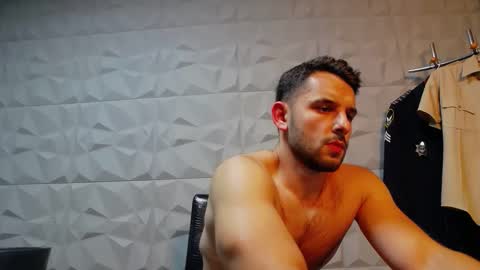 HI My name is Antonio online show from September 12, 7:05 pm