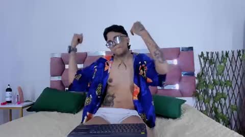 antony_d_ossa online show from June 24, 11:01 pm