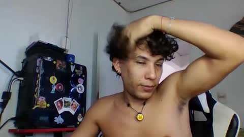 AnuarDHM online show from November 4, 5:47 pm