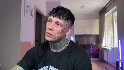 Tom online show from April 7, 6:37 am