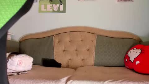 Any online show from September 21, 6:23 pm