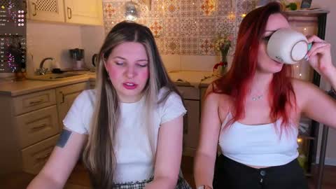 Anya online show from March 4, 7:32 pm