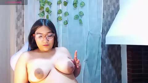 anyela_donecm online show from April 13, 7:40 pm