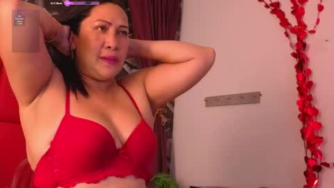 anyiphoenix online show from June 3, 7:30 pm