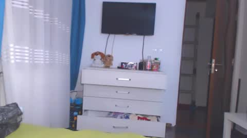 An online show from January 17, 4:28 am