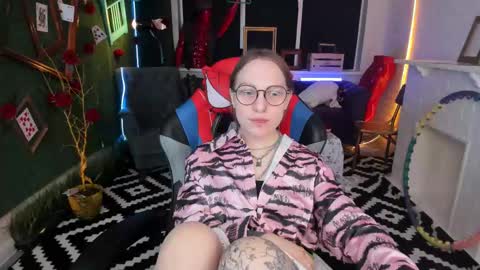 Snapshot of aphexqueen chatting on February 26, 4:16 pm APHEX QUEEN online show from February 26, 4:16 pm