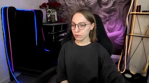 Snapshot of aphexqueen chatting on February 14, 1:18 pm APHEX QUEEN online show from February 14, 1:18 pm