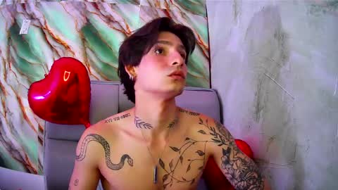 Apolo online show from February 14, 8:26 pm