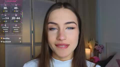 Vicki online show from November 16, 9:22 am