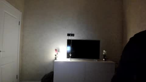 appleyummybuns online show from November 6, 4:04 am