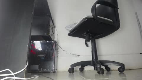 Aprhillove online show from February 13, 2:12 am