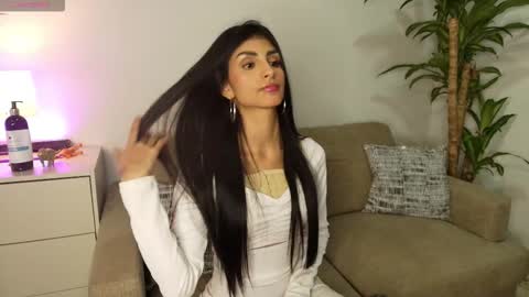 Snapshot of april_scarlett chatting on October 21, 1:22 am Scarlett Independent Model  online show from October 21, 1:22 am