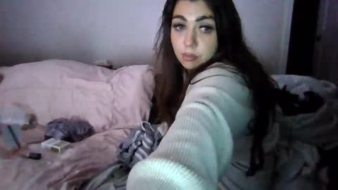 Snapshot of aprilanna chatting on September 28, 4:43 am AnnaApril420 online show from September 28, 4:43 am