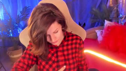 aprill_o_nill online show from March 24, 4:57 pm