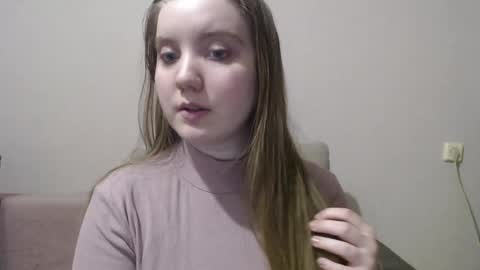 Josefin online show from December 27, 9:50 am