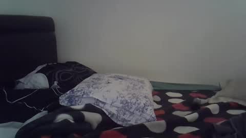 ar2r13 online show from October 27, 12:49 pm