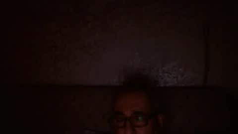 arammiran13 online show from May 2, 10:04 pm