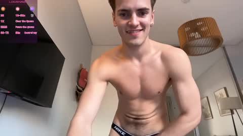 Archie online show from May 15, 7:32 pm