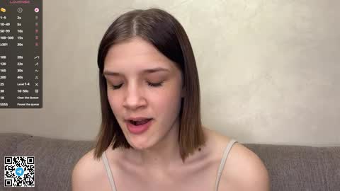 Caroline online show from March 30, 7:25 pm