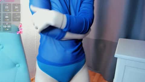 Adela online show from February 22, 10:20 pm