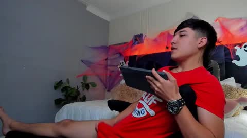 Ares online show from October 10, 5:30 pm