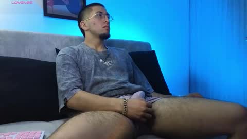 Mateo online show from March 3, 3:30 pm