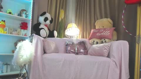 Ariel online show from February 28, 5:28 pm