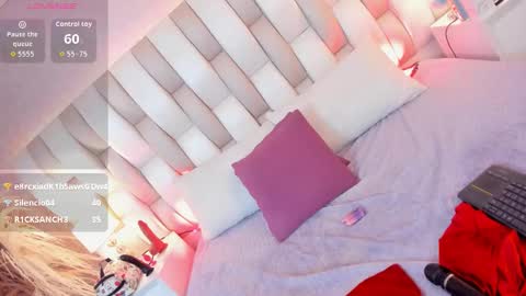 ari_lynn_ online show from January 17, 6:23 am