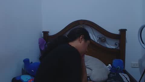 Snapshot of aria_arthur chatting on October 6, 11:17 am aria_arthur online show from October 6, 11:17 am