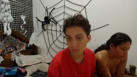 Snapshot of aria_arthur chatting on October 19, 4:44 pm aria_arthur online show from October 19, 4:44 pm