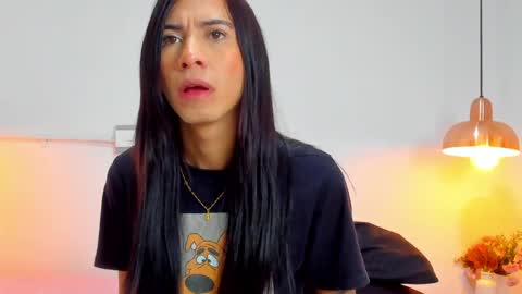 aria_millers1 online show from April 6, 12:17 pm