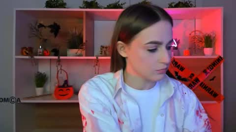 Luna online show from October 28, 8:10 pm